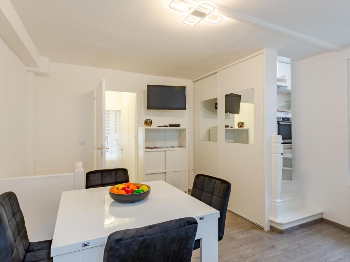 Apartment Mirabeau By Interhome Довил Екстериор снимка